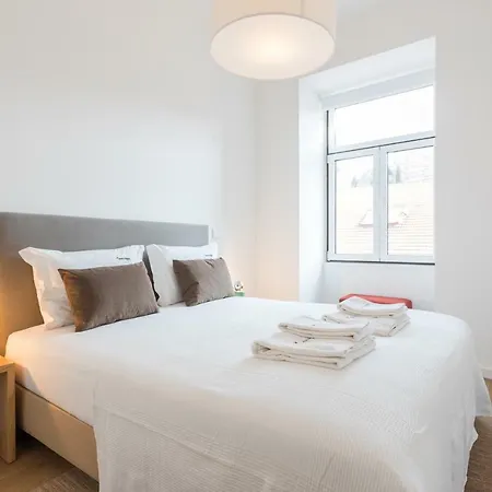 Flh Restauradores Charming شقة